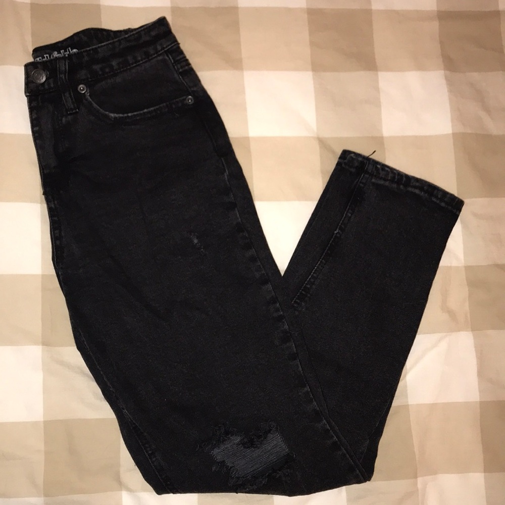 BLACK DENIM JEANS